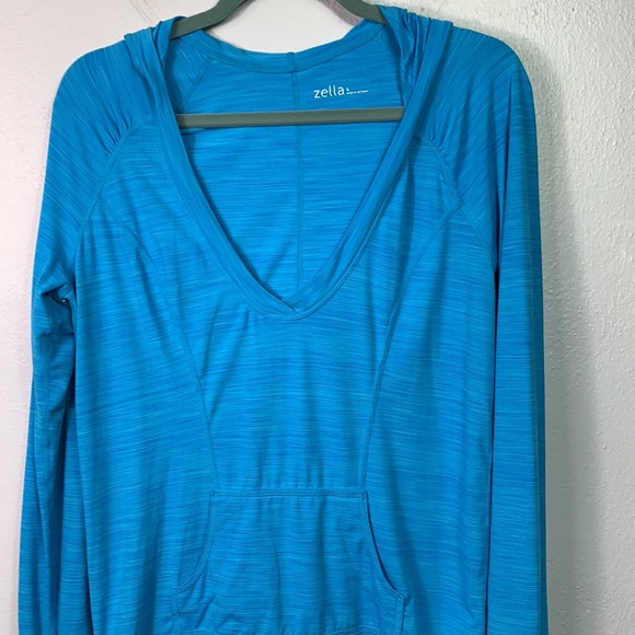 Zella Activewear Blue Scoop Neck Long Sleeve Kangaroo Pocket Hoodie Large - Picture 4 of 8
